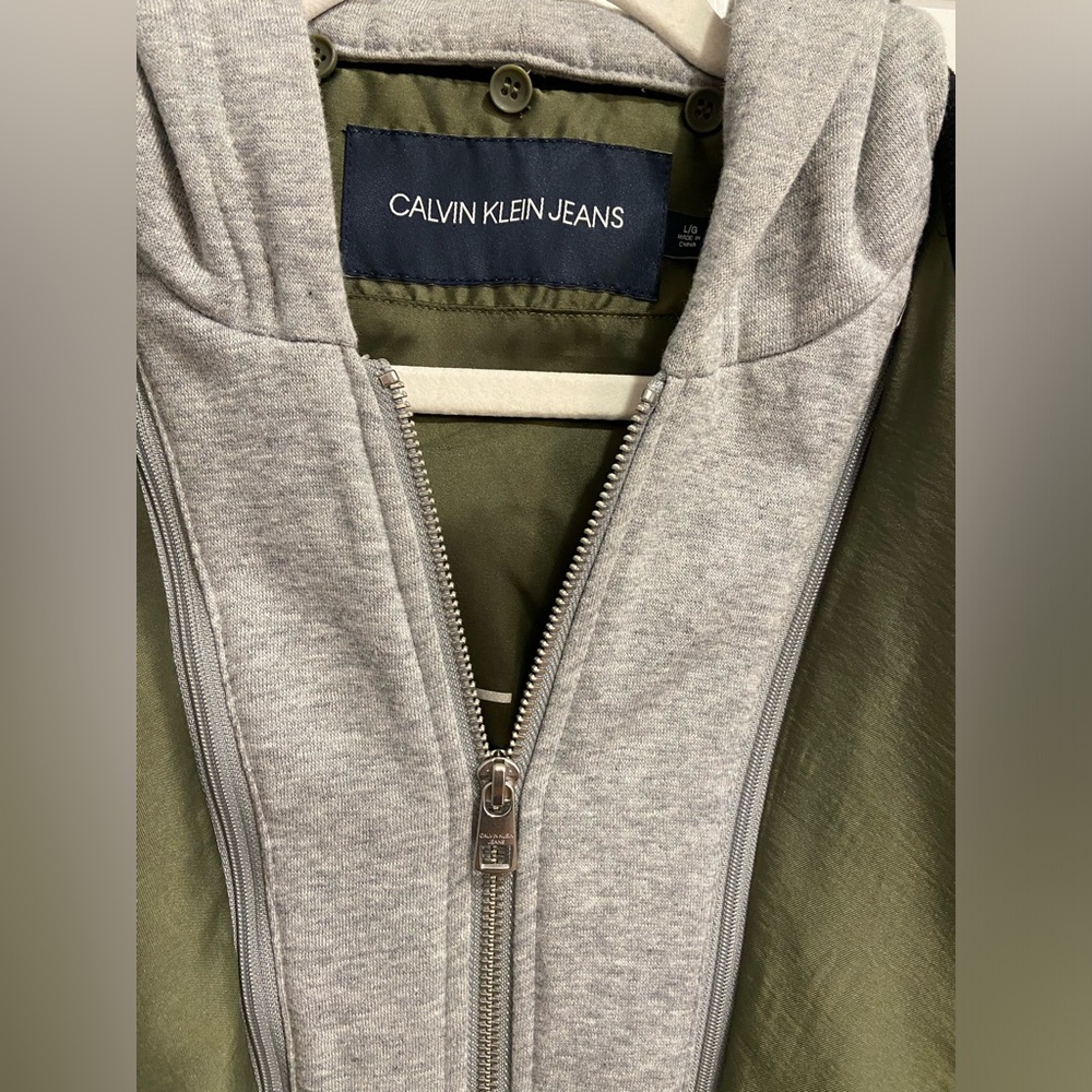 Calvin Klein Layered Jeans Jacket 🫒 - Picture 6 of 11